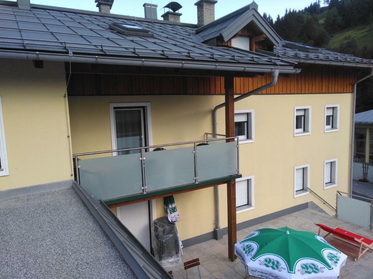 Haus Julia Apartment Mühlbach am Hochkönig Exterior foto